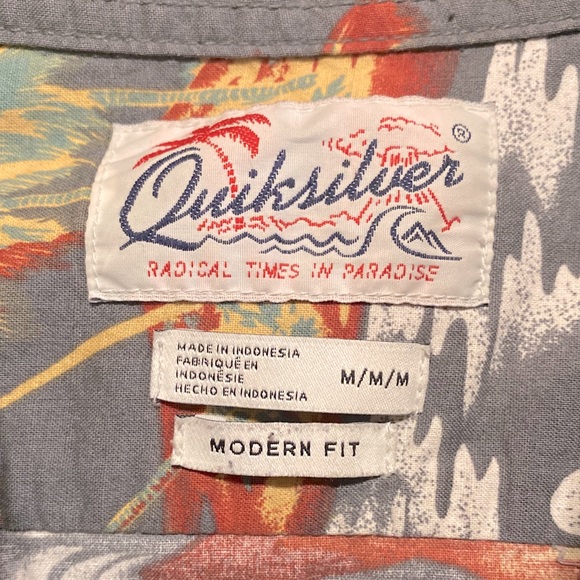 QUICKSILVER Short Sleeve Hawaiian Button Up - Picture 2 of 3